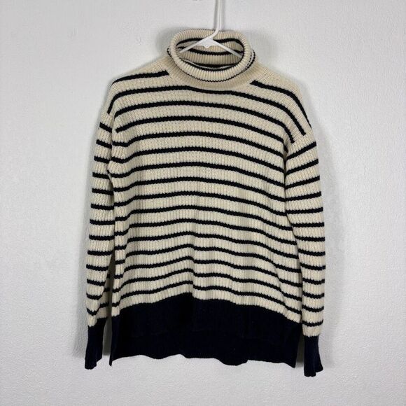 J. Crew Wool Cream & Navy Blue Striped Turtleneck Pullover Sweater Size M - Picture 1 of 11